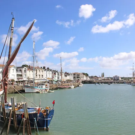 Plein Ocean-4 By Interhome