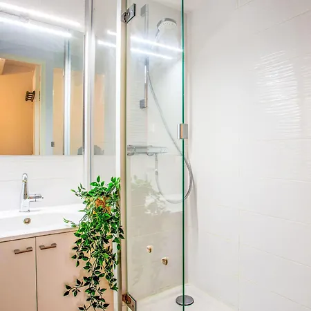 Plein Ocean-4 By Interhome بورنيك